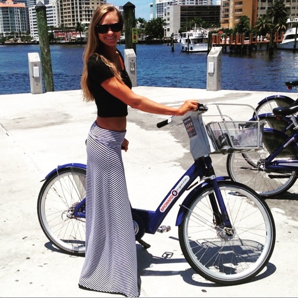 Meet your Posher, Ali - Picture 2 of 3